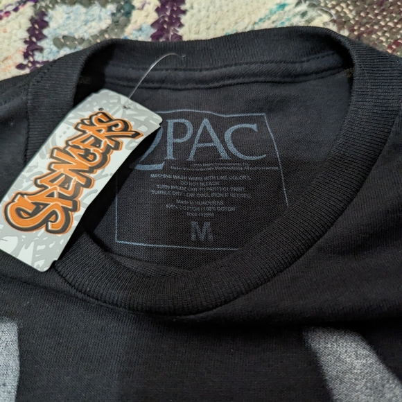 Tupac T-shirt - Picture 3 of 3